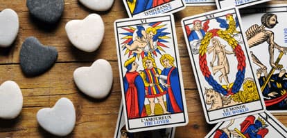 Cómo realizar la tirada del Tarot del amor